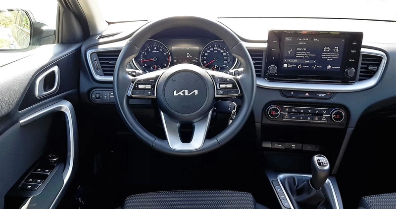 Kia Ceed cena 89900 przebieg: 17794, rok produkcji 2022 z Konin małe 154